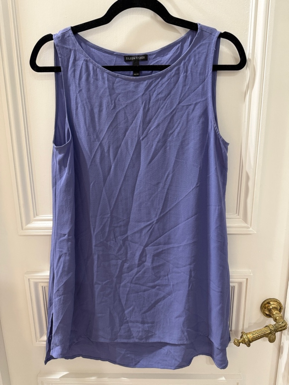 Eileen Fisher Deep Lavender Sleeveless Scoop Neck Silk Tank - size extra small